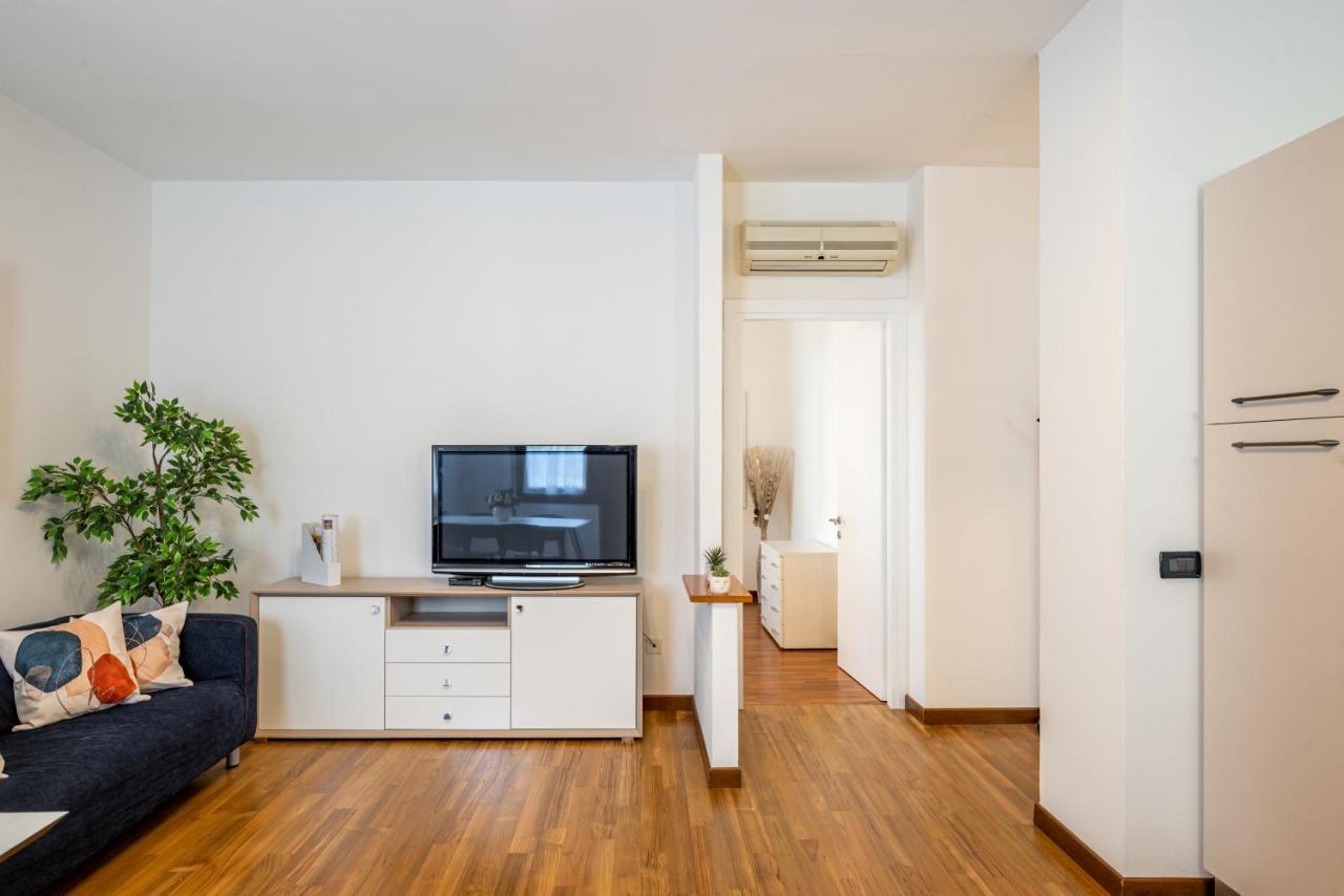 Padova Ospedali Apartment ภายนอก รูปภาพ